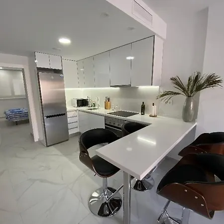 Apartament Residencial Alegria 12 *